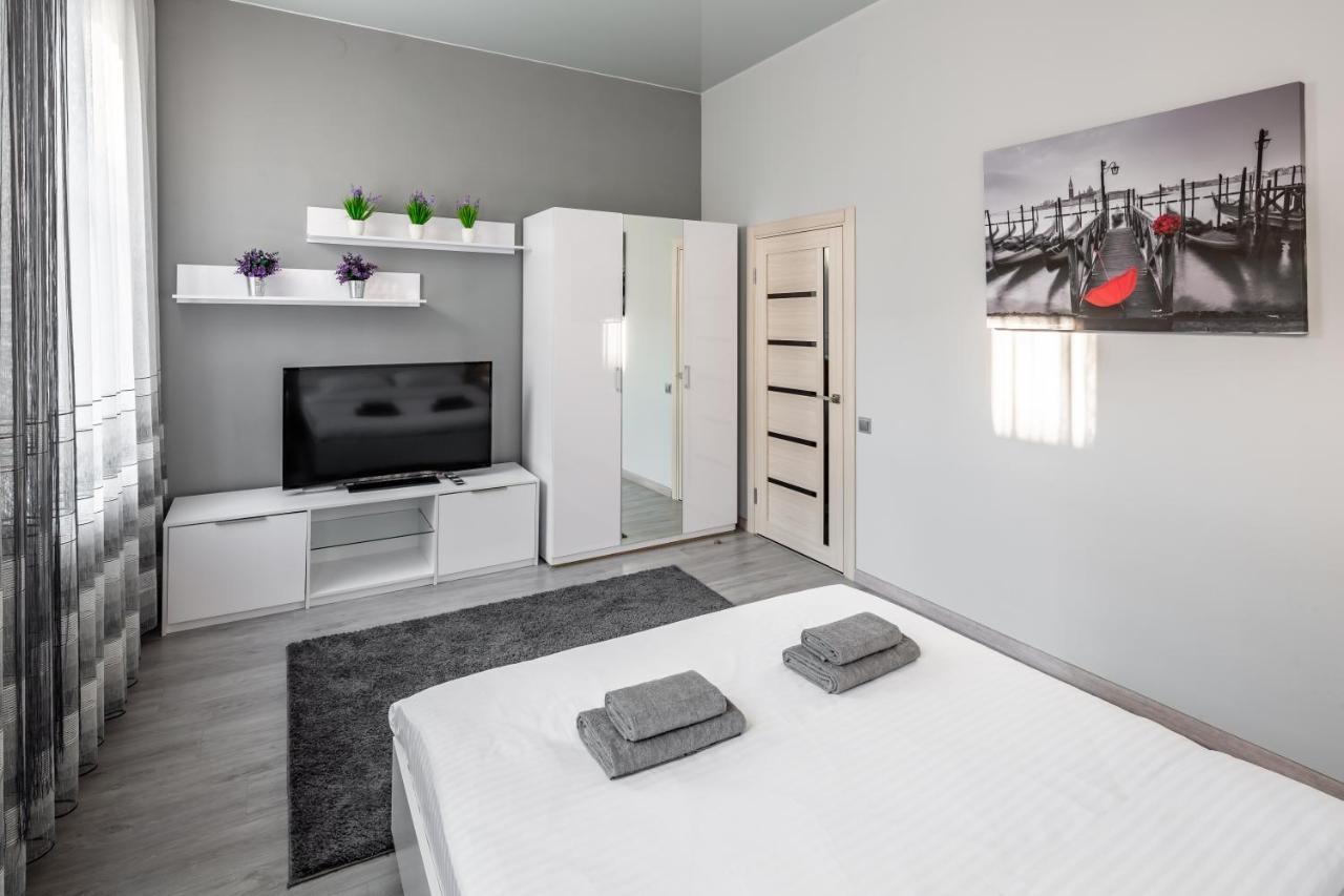 Apartment On Lesya Ukrainka Лвив Екстериор снимка