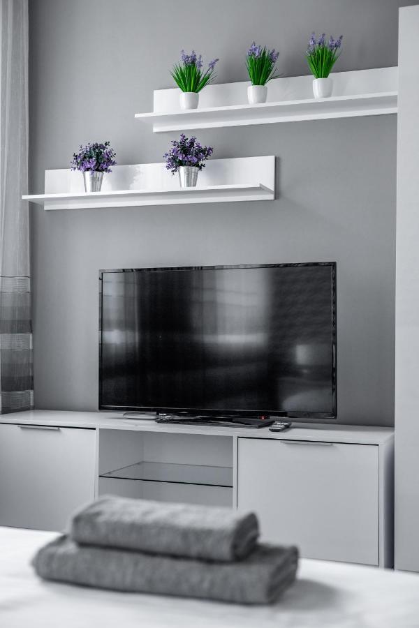 Apartment On Lesya Ukrainka Лвив Екстериор снимка